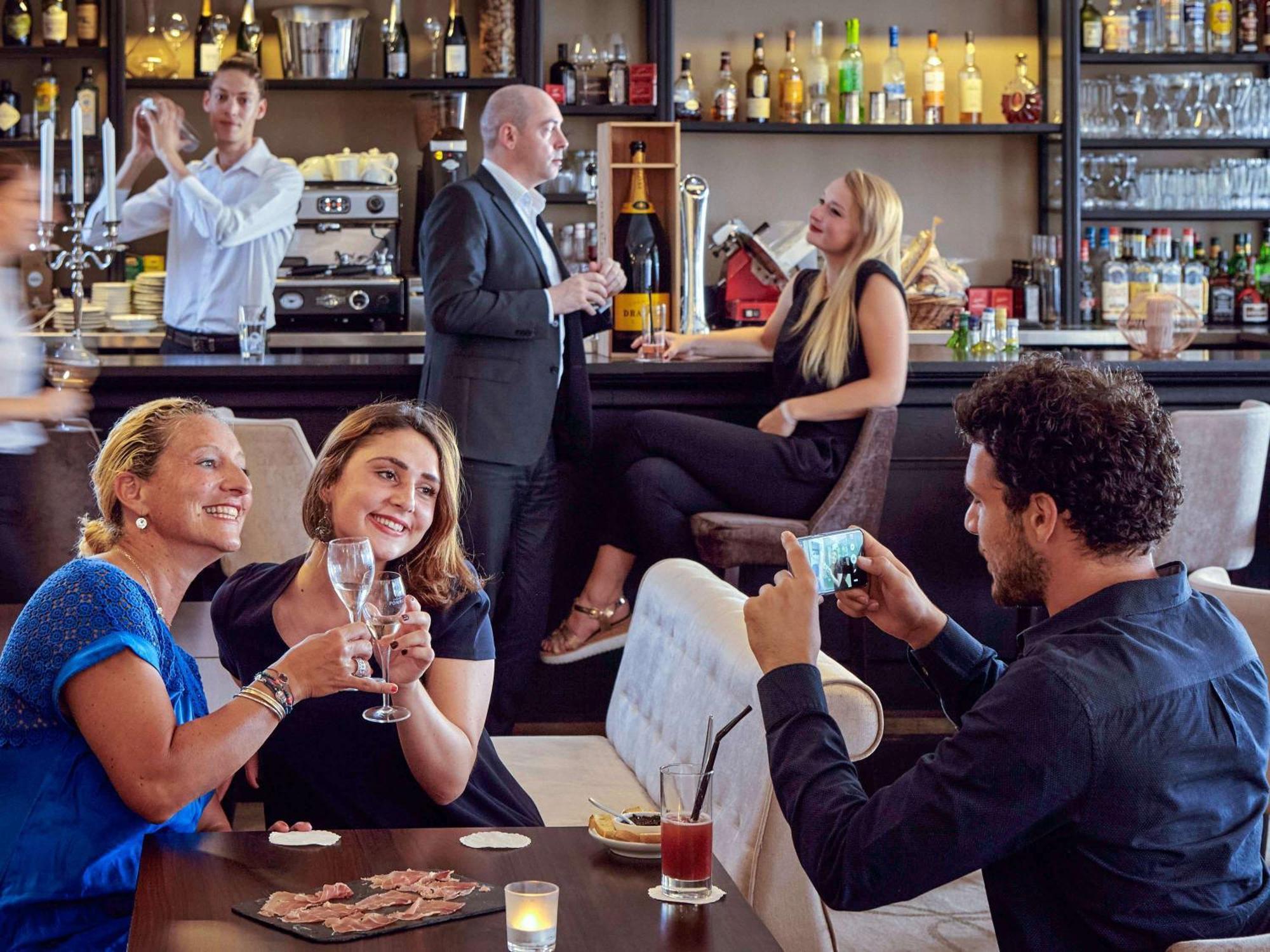 Mercure Paris Saint Cloud Hippodrome Екстериор снимка